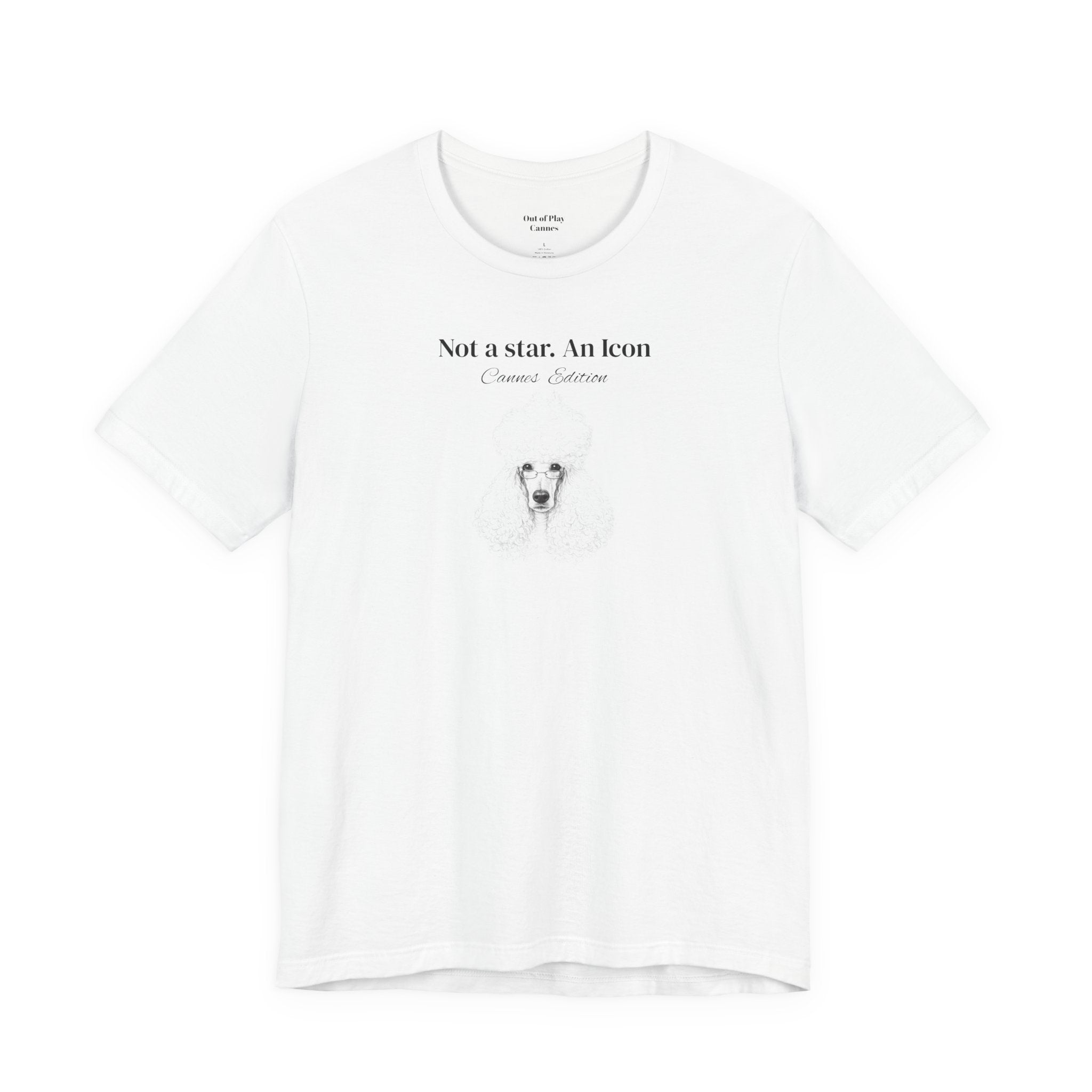 T-shirt minimaliste inspiré de l’esprit de la Côte d’Azur pendant le Festival de Cannes. Out of Play Cannes