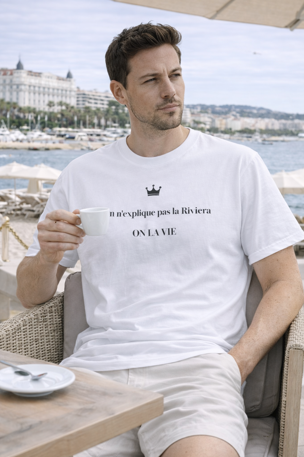 JE NE VIS PAS ICI, JE RÈGNE - Out of Play Cannes™